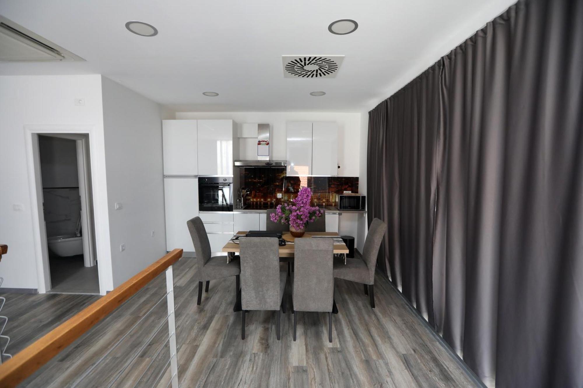D R Apartments Šibenik Екстериор снимка
