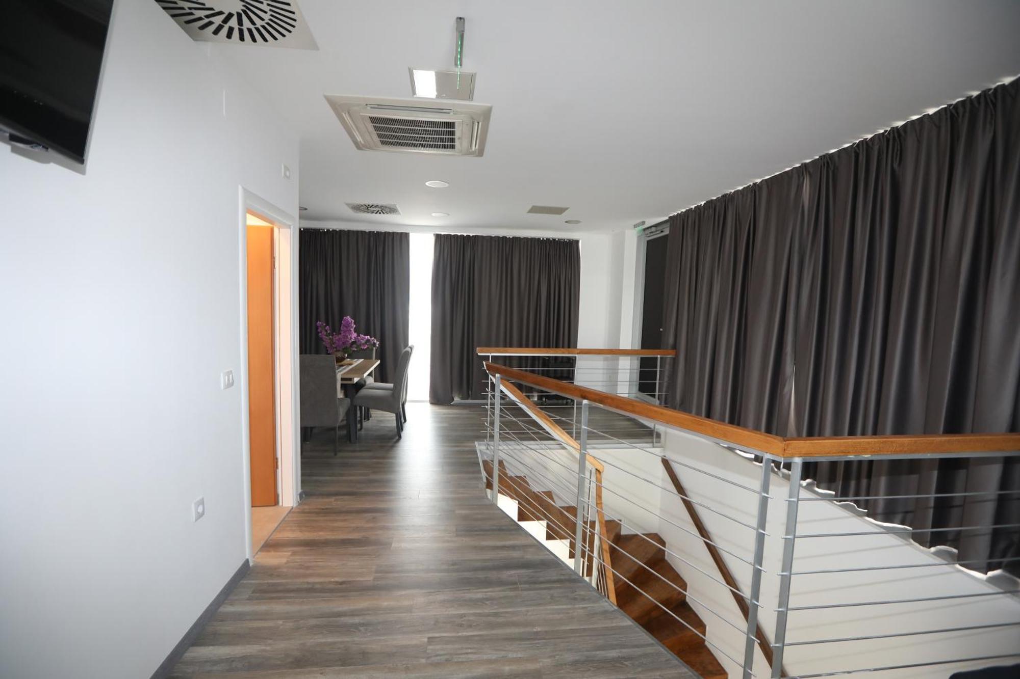 D R Apartments Šibenik Екстериор снимка