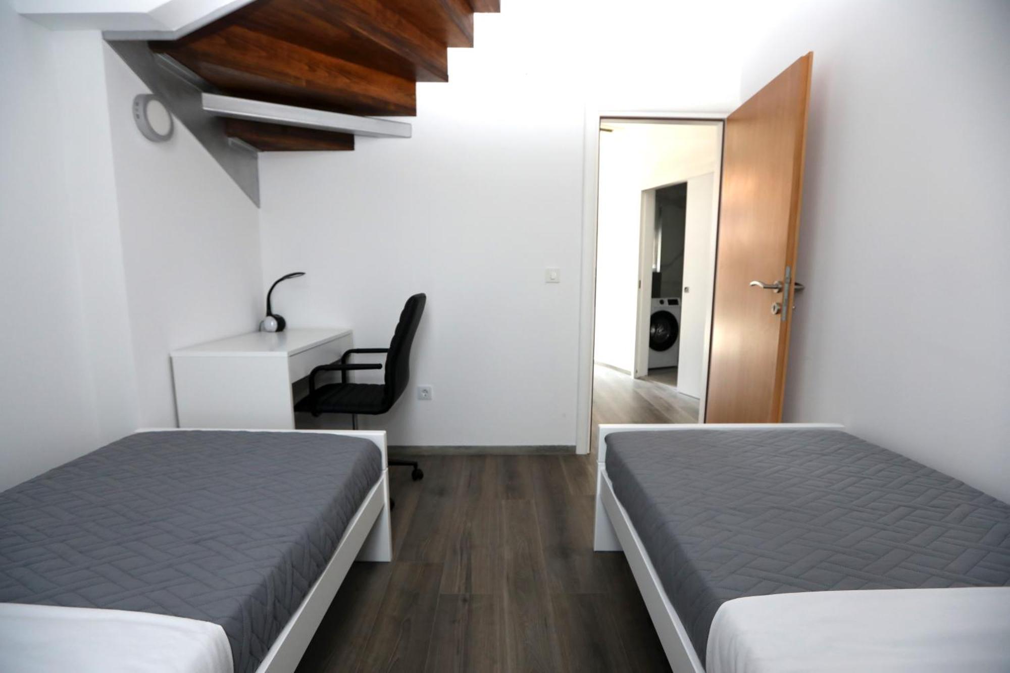 D R Apartments Šibenik Екстериор снимка