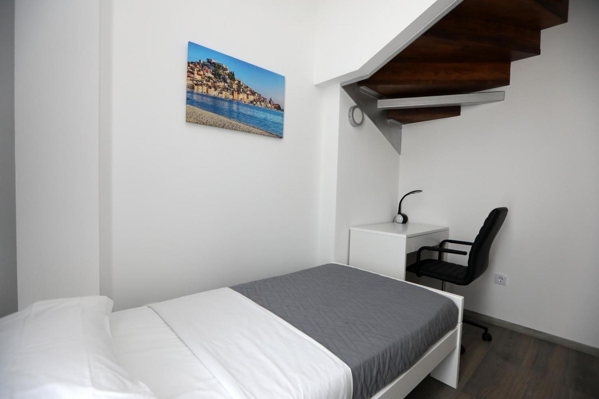 D R Apartments Šibenik Екстериор снимка