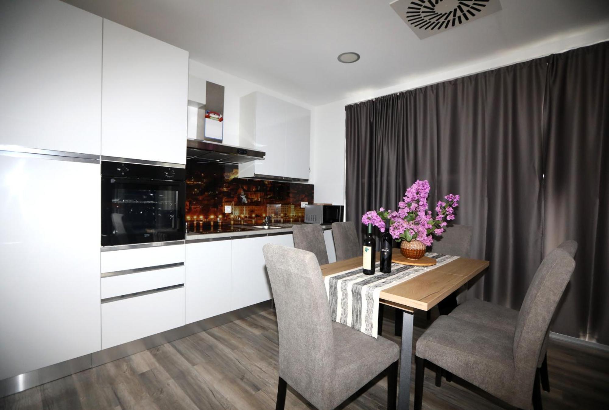 D R Apartments Šibenik Екстериор снимка
